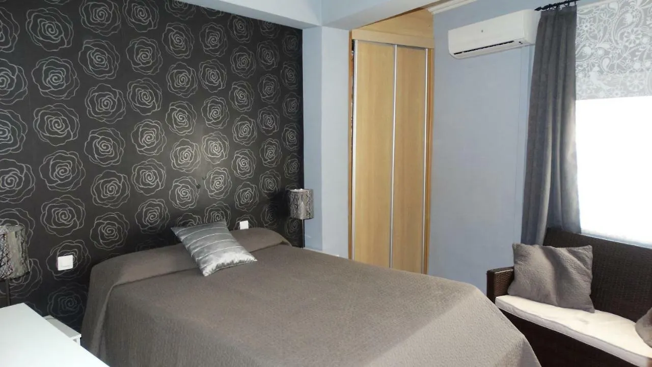 Piso 3 Dormitorios Centro De Torremolinos 11349 Apartment