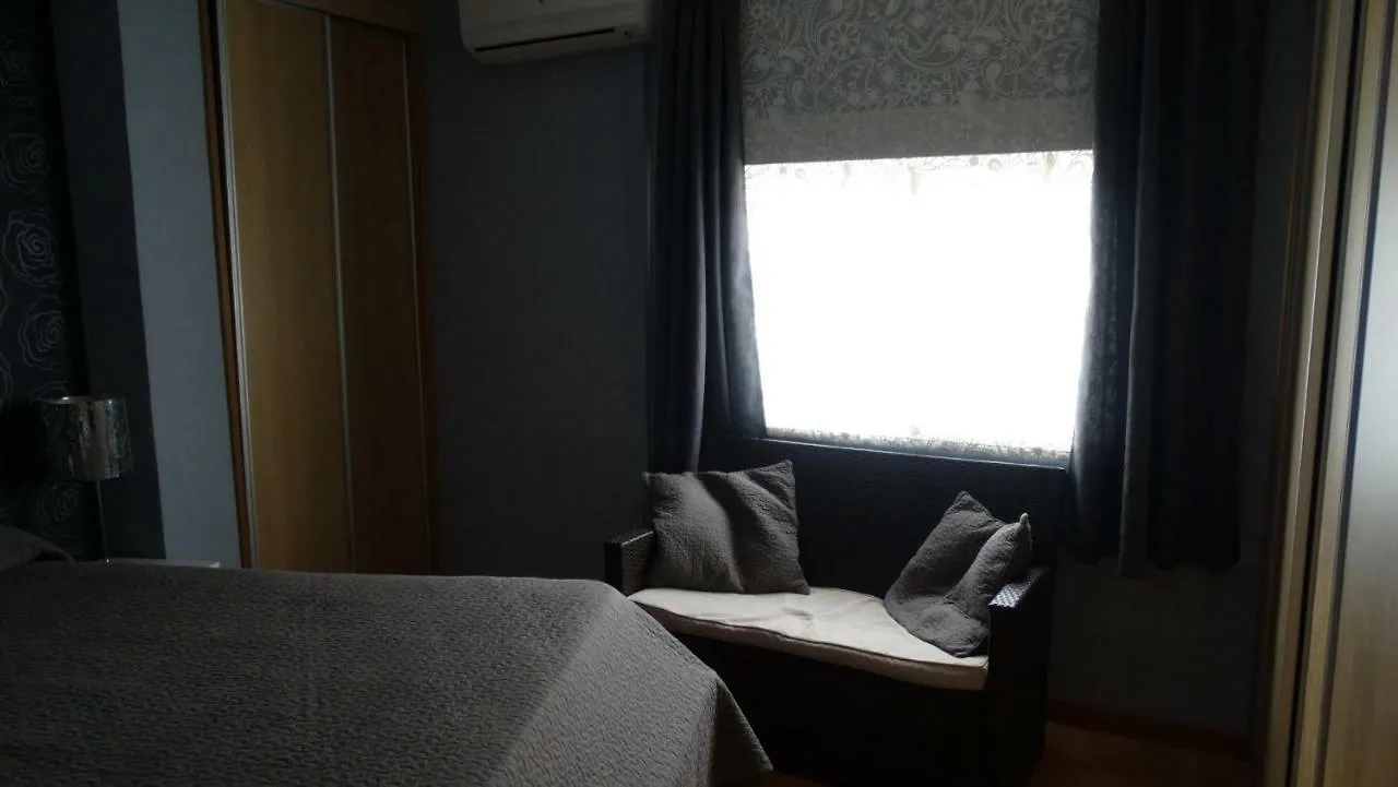 Apartment Piso 3 Dormitorios Centro De Torremolinos 11349